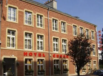 Building hotel César Hôtel