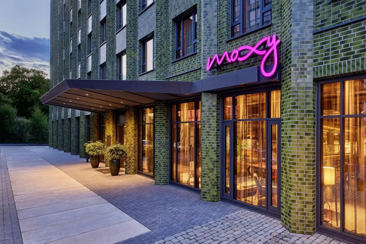Building hotel Moxy Cologne Mülheim