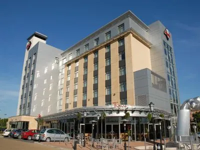 Building hotel Future Inn Cardiff Hotel