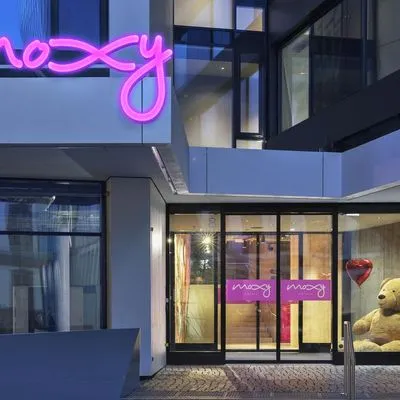 Building hotel Moxy Frankfurt City Center