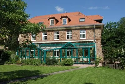 Building hotel Haus Neugebauer