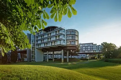 Hotel de construcción Kongresshotel Potsdam am Templiner See