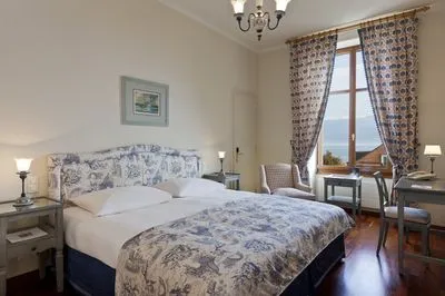 Building hotel Angleterre