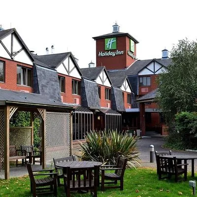 Building hotel Holiday Inn Northampton