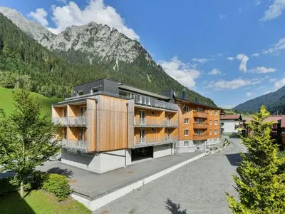 Gebäude von Alpine Lodge Klösterle am Arlberg 