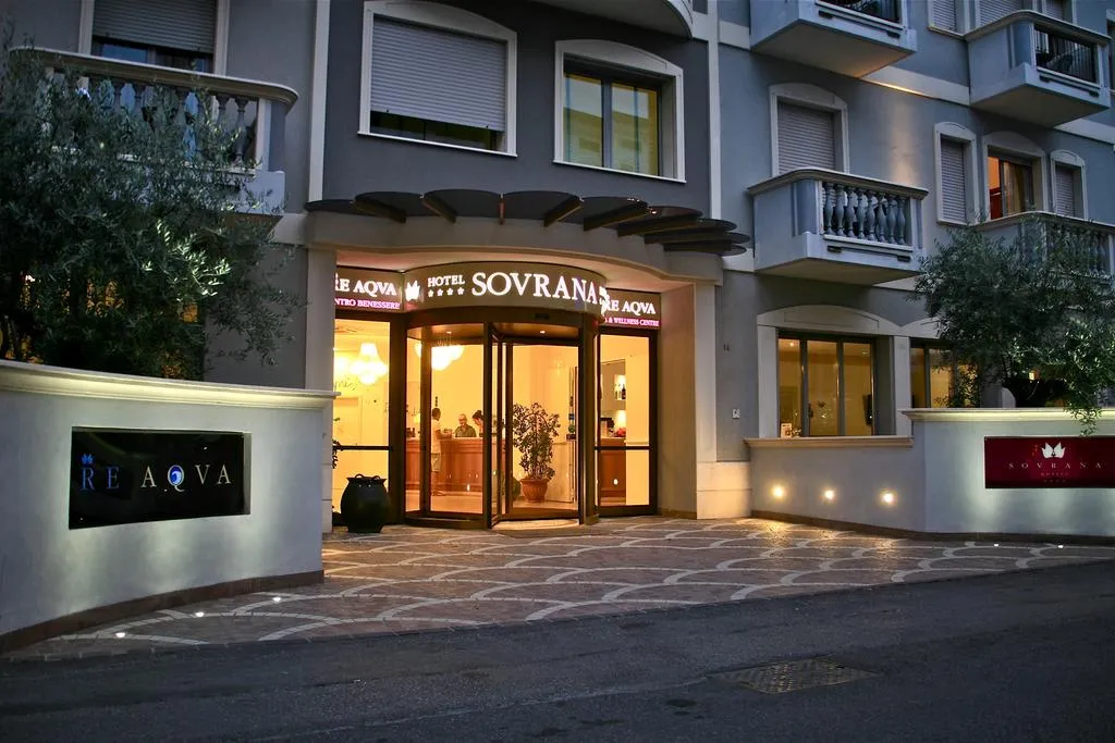 Building hotel Sovrana Hotel & SPA