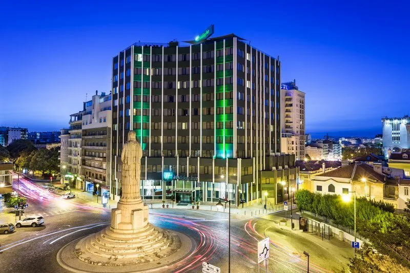 Building hotel Holiday Inn Lisbon