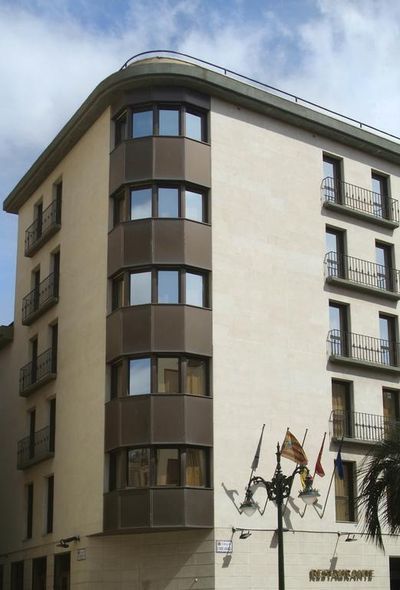 Building hotel Hesperia Zaragoza