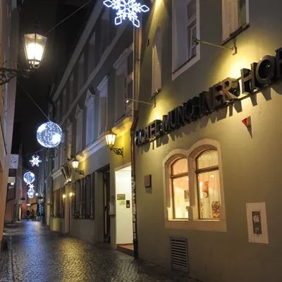 Building hotel Münchner Hof