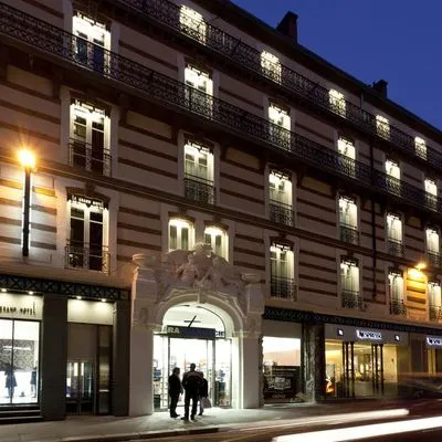 Building hotel Le Grand Grenoble Centre