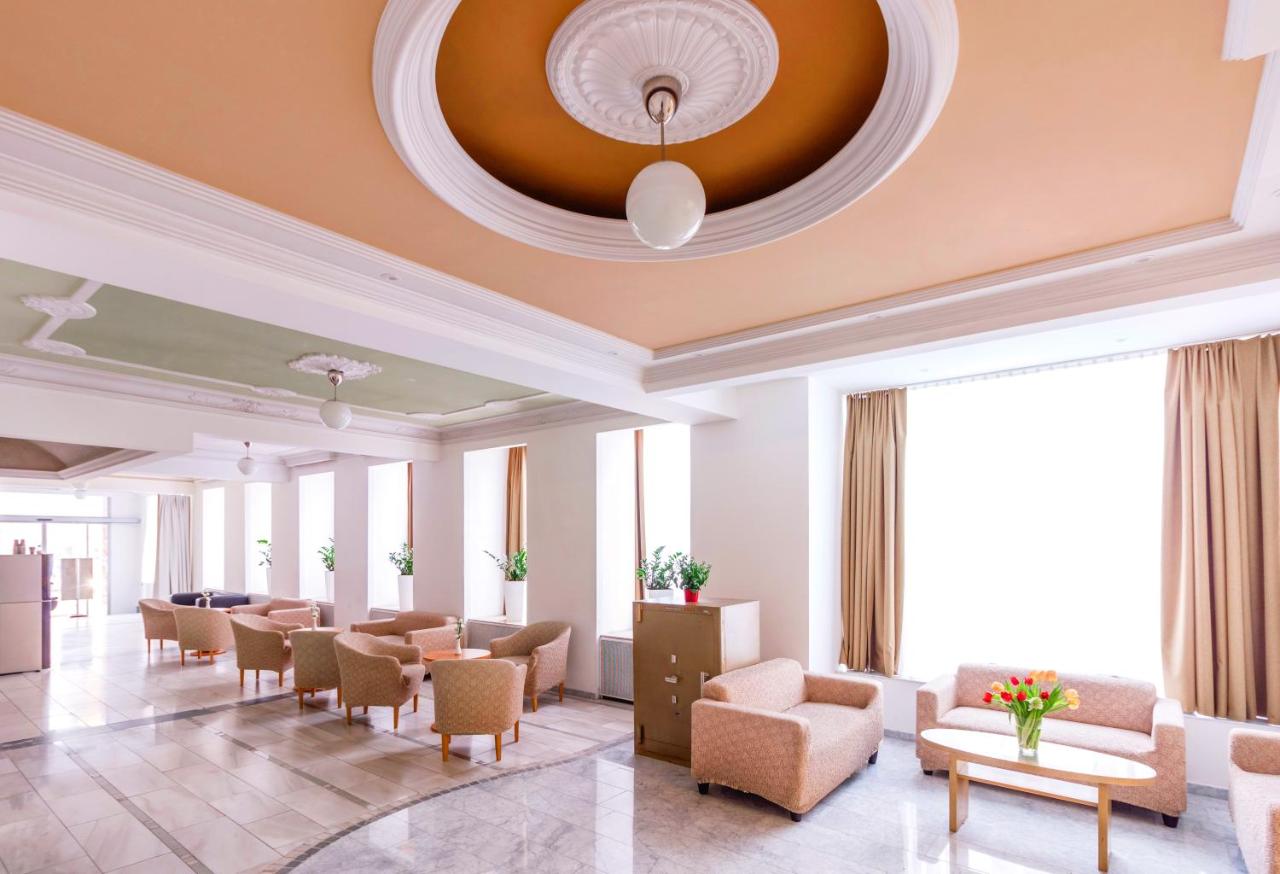 Building hotel Hotel Allegro