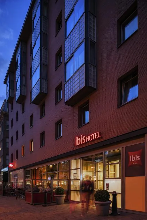 Building hotel Hotel ibis Amsterdam Centre Stopera