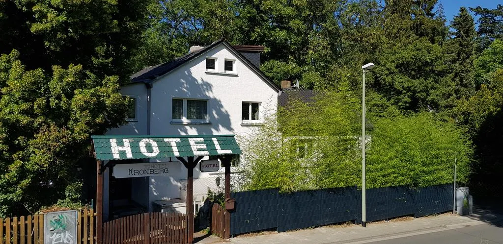 Building hotel Hotel Kronberg