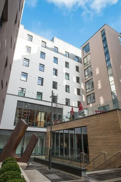 Building hotel ibis Edinburgh Centre Royal Mile