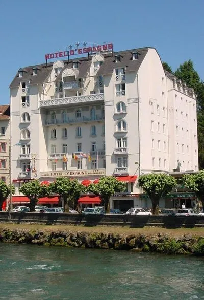 Building hotel Hotel D'Espagne