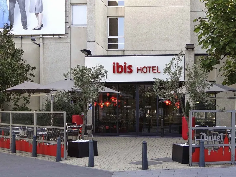 Building hotel ibis Antwerpen Centrum