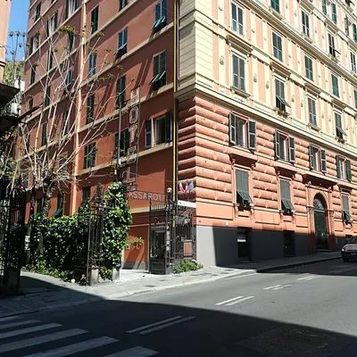 Building hotel Hotel Assarotti