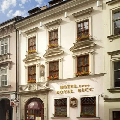 Building hotel Hotel Royal Ricc