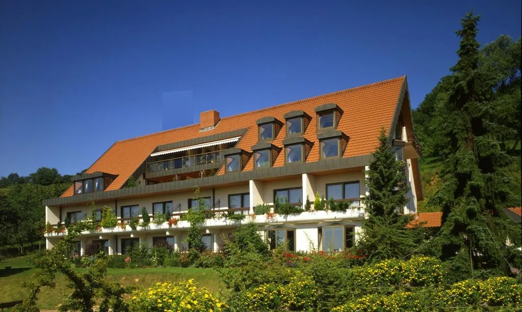 Building hotel Käfernberg Weinhotel