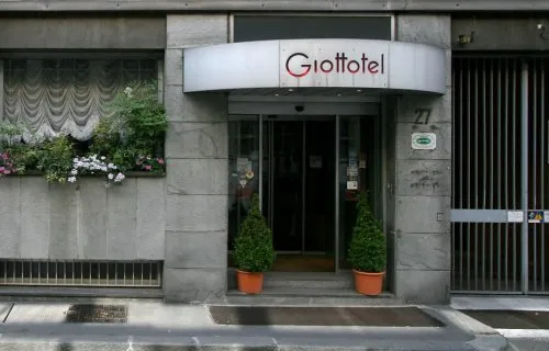 Building hotel Giotto