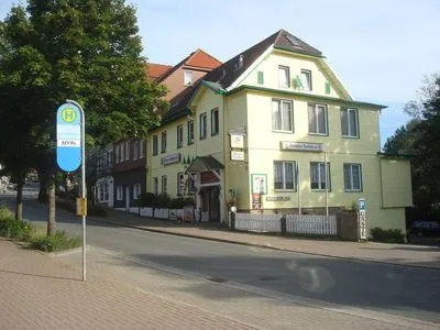 Building hotel Pension Parkblick