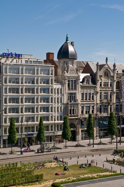 Building hotel Park Inn by Radisson Antwerpen