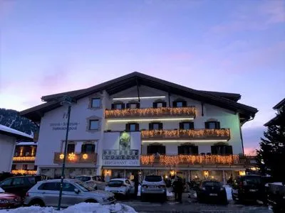 Building hotel Tschurtschenthaler