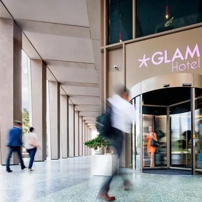 Building hotel Glam Milano