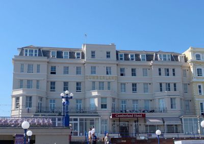 Building hotel Hotel Cumberland