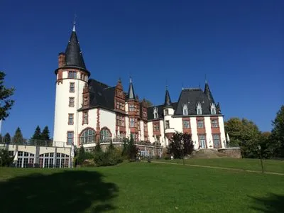 Gebäude von Seehotel Schloss Klink
