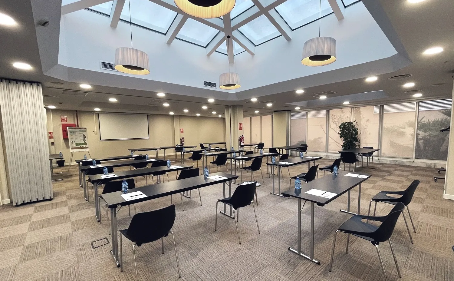 meeting_room