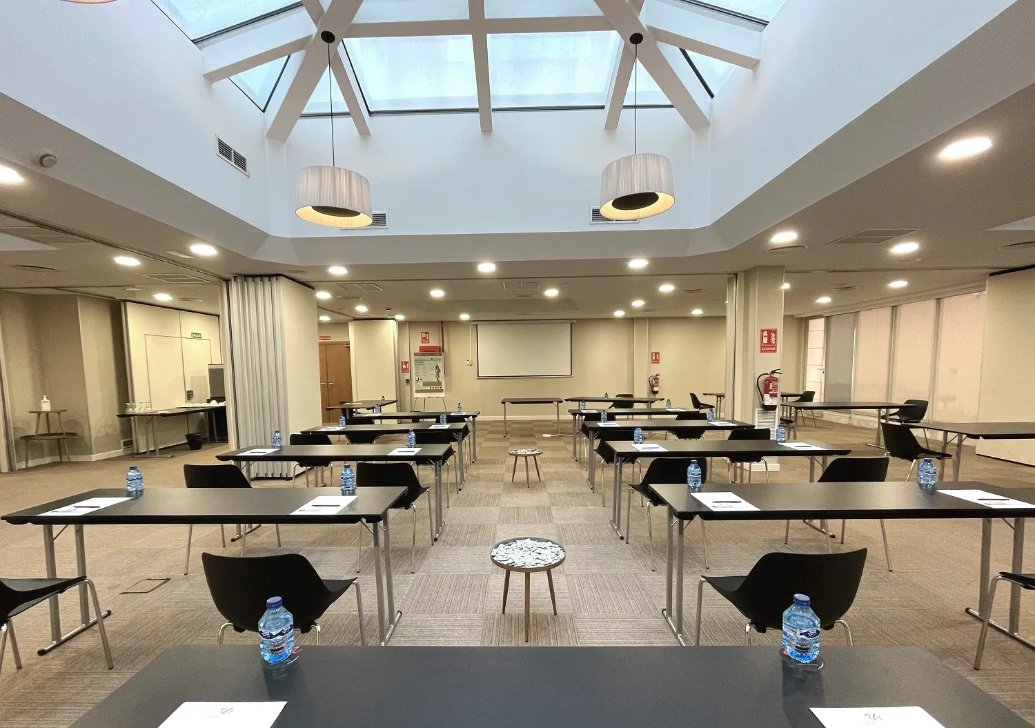 meeting_room