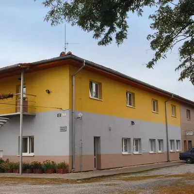 Building hotel Expres Atack