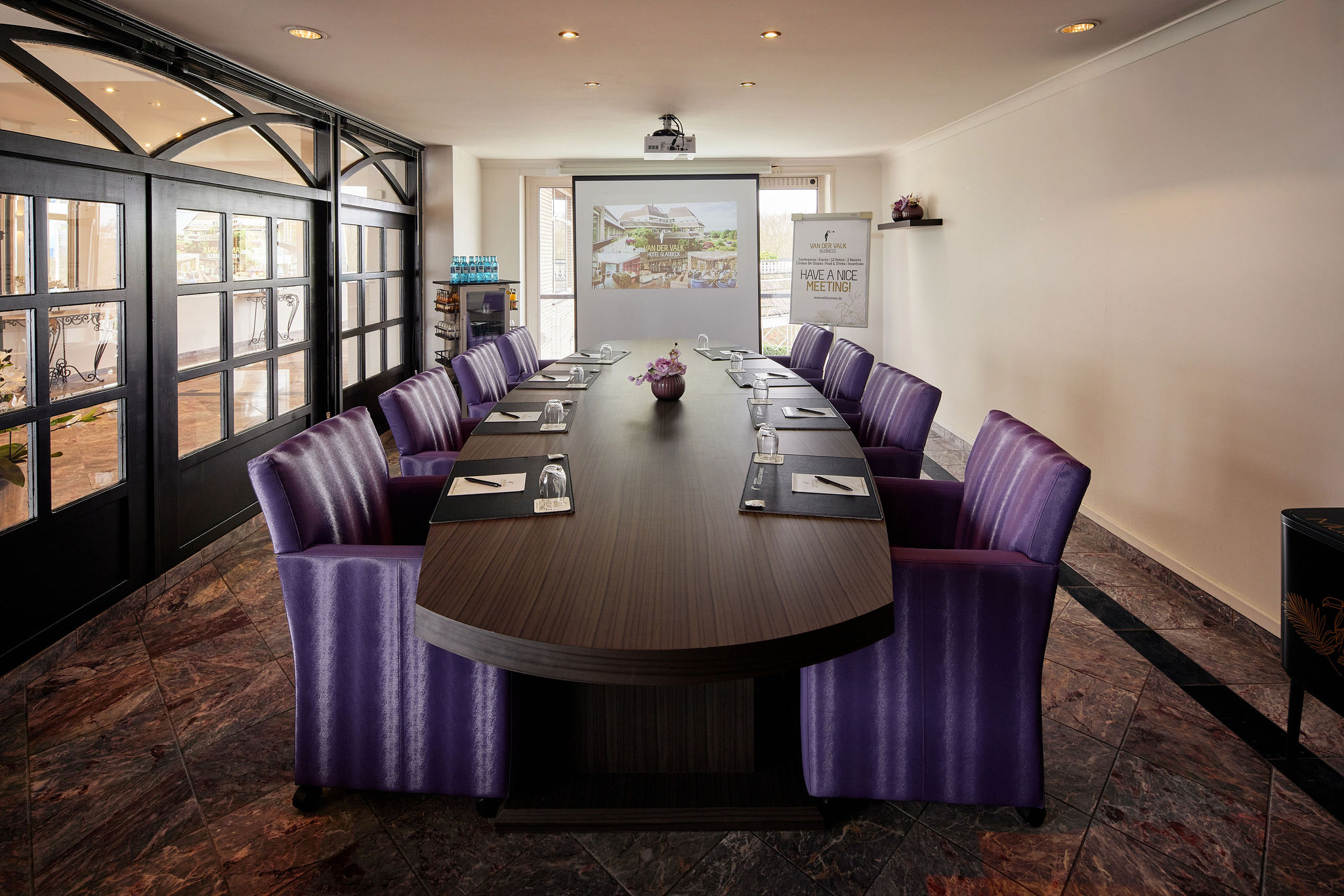meeting_room
