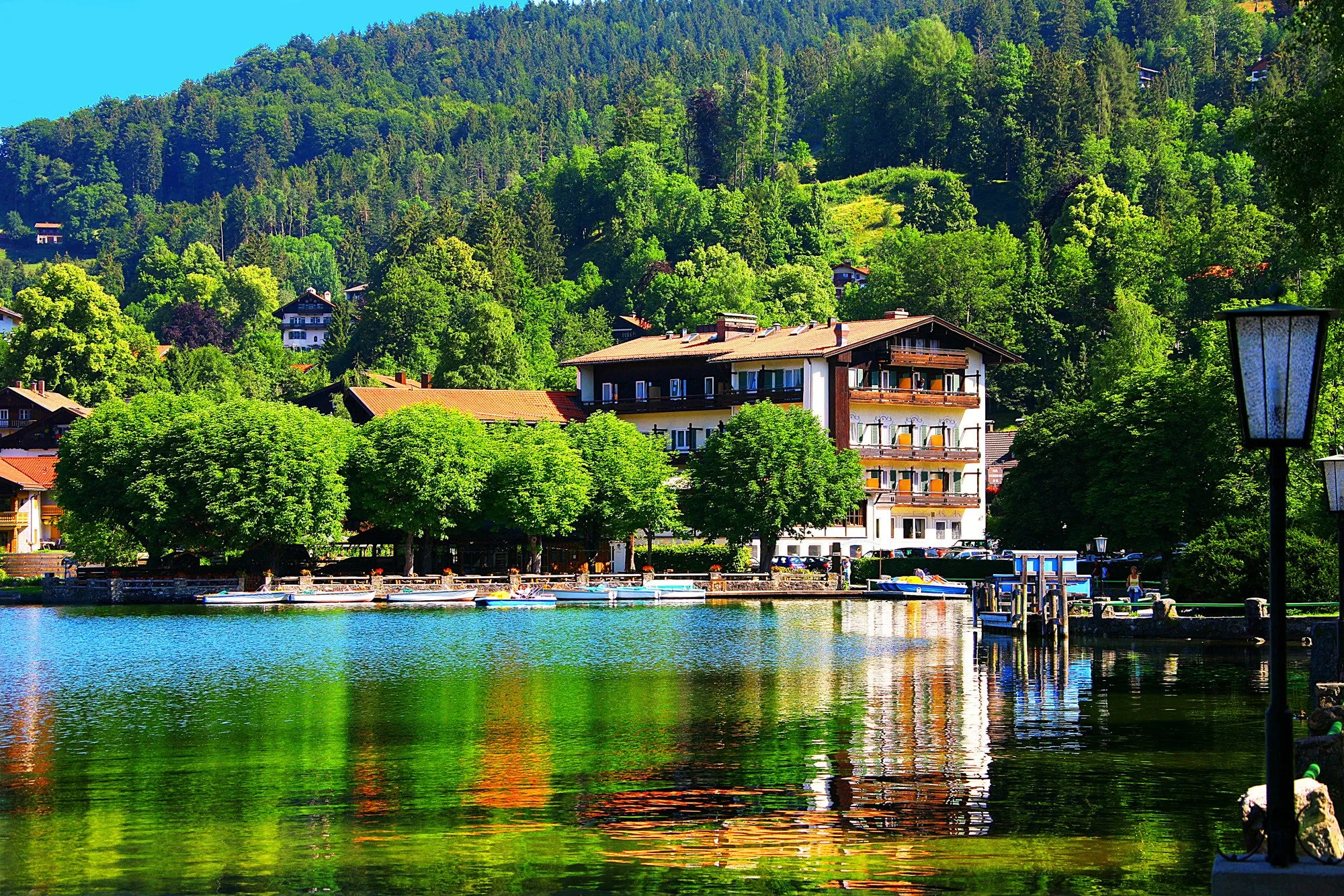 Building hotel Seehotel Schlierseer Hof