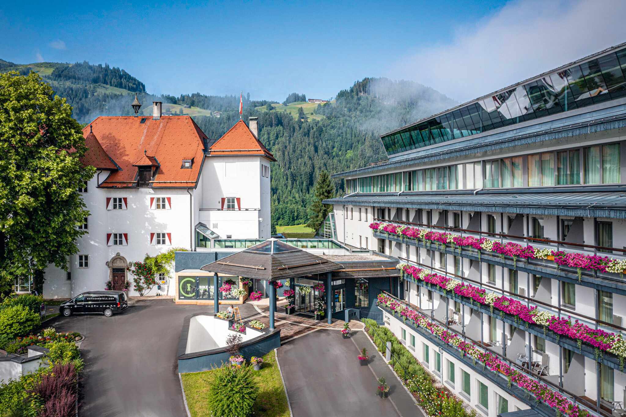 Building hotel Lebenberg Schlosshotel Kitzbühel
