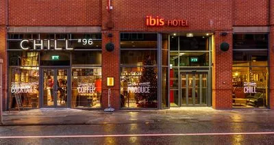 Building hotel ibis Manchester Centre 96 Portland Street