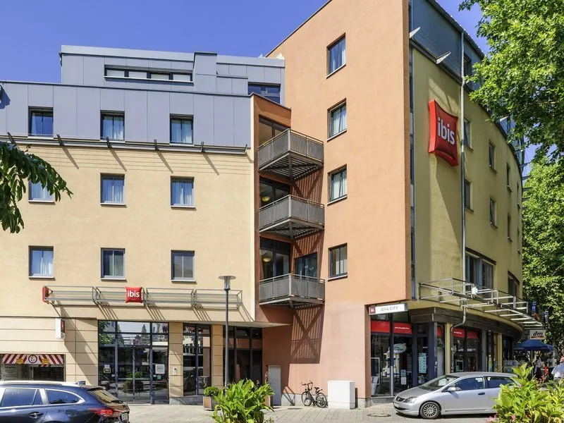 Building hotel ibis Jena City