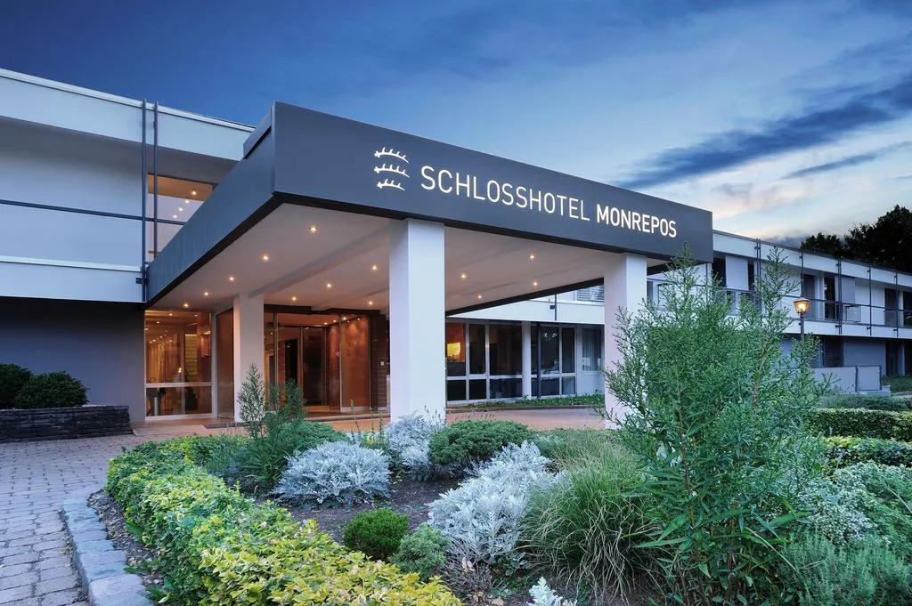 Building hotel Schlosshotel Monrepos