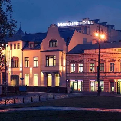 Building hotel Mercure Bydgoszcz Sepia