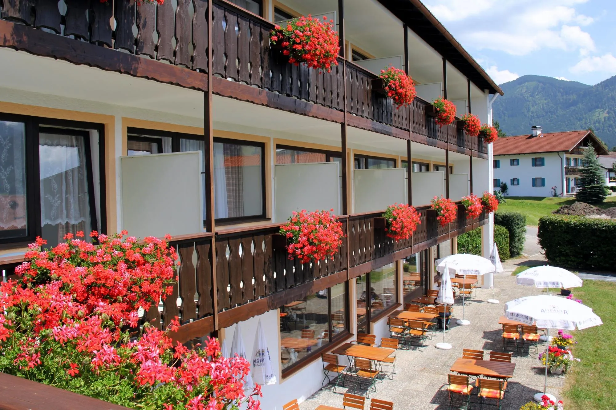 Building hotel Hotel Alpenblick Berghof