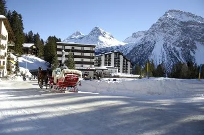 Building hotel Robinson Club Arosa