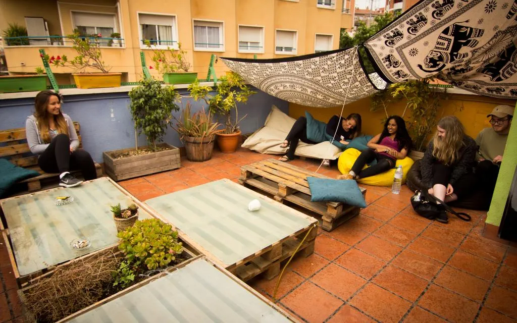 Building hotel Onefam Sants