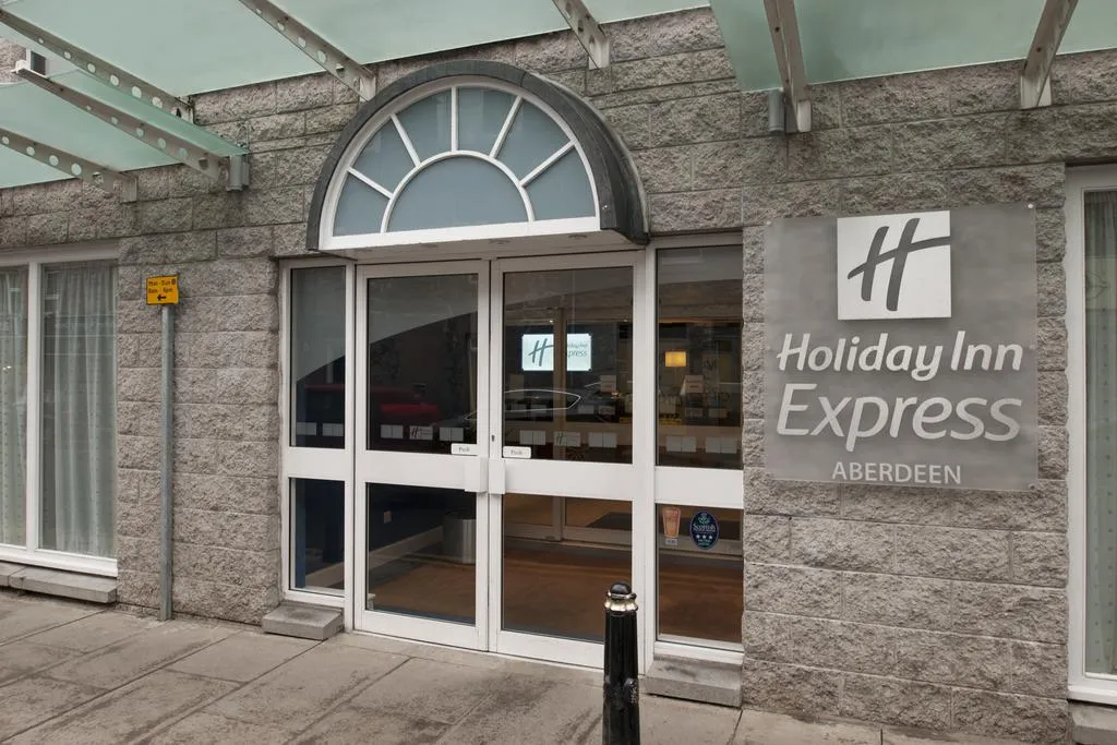 Building hotel Holiday Inn Express Aberdeen City Centre