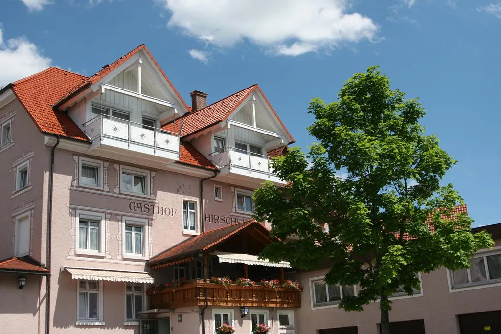 Building hotel Zum Hirschen