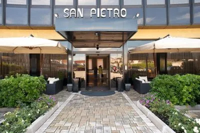 Gebäude von Hotel San Pietro