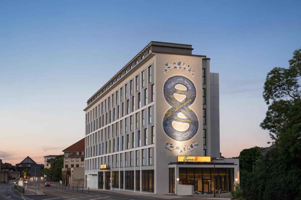 Building hotel Super 8 by Wyndham Dresden