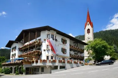 Hotel de construcción Hotel Kirchenwirt