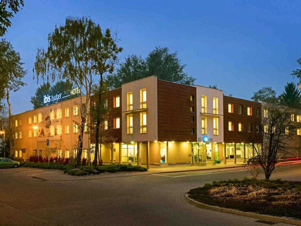 Building hotel ibis budget Wrocław Stadion