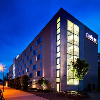 Building hotel Park Inn by Radisson Frankfurt Airport